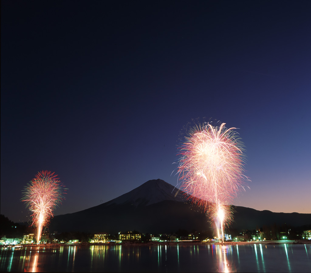 2020富士山河口湖冬季煙火大會（1月18日-2月23日的週末）