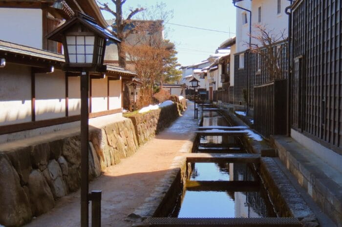 《你的名字》聖地巡禮：飛騨古川旅遊指南｜白壁土藏與古川祭